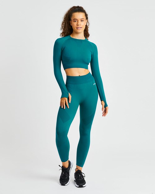 AYBL Ignite Seamless Long Sleeve Crop Top Hyper Teal | 295-EYHFZQ