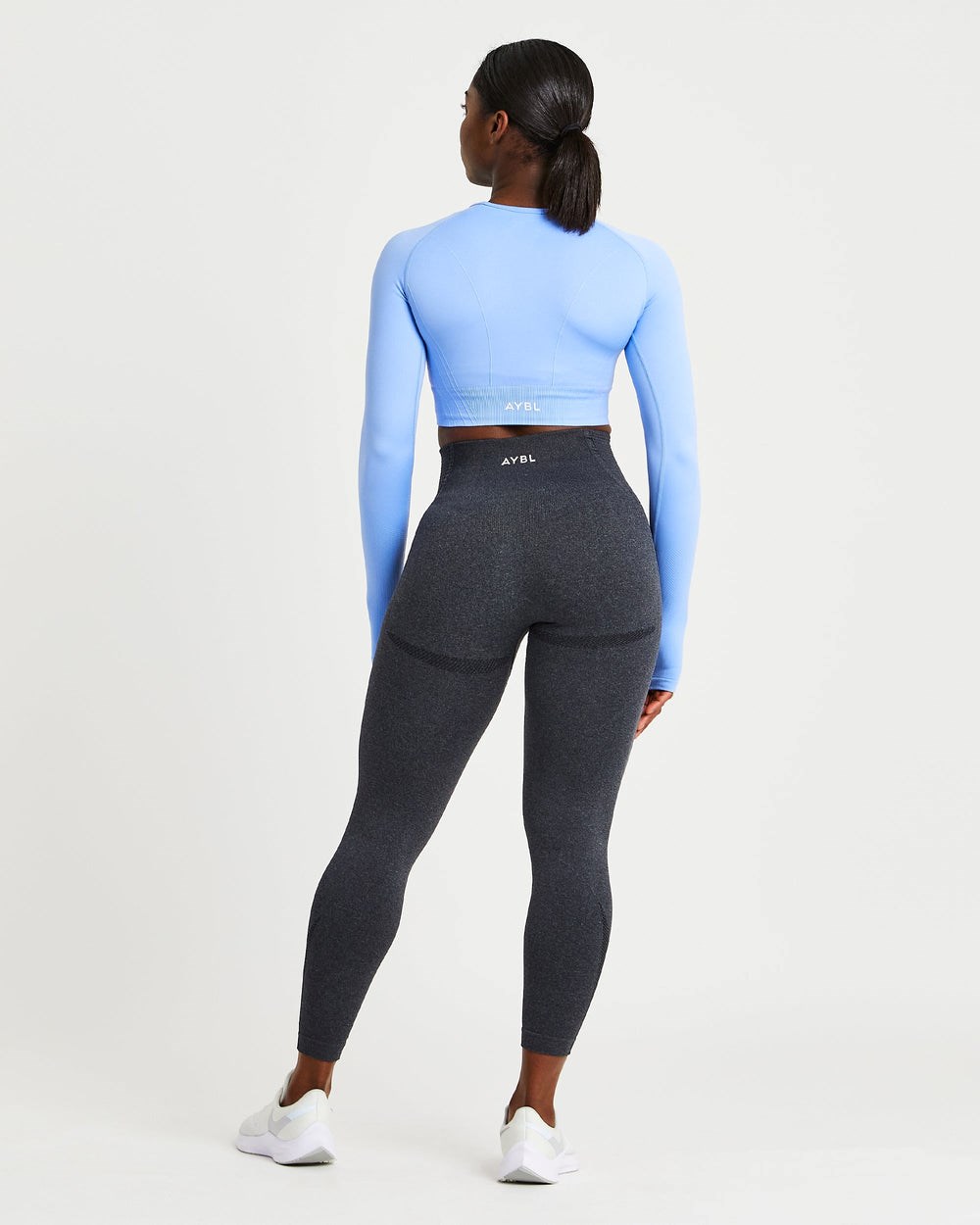 AYBL Balance V2 Seamless Long Sleeve Crop Top Blau | 074-YXGDKC