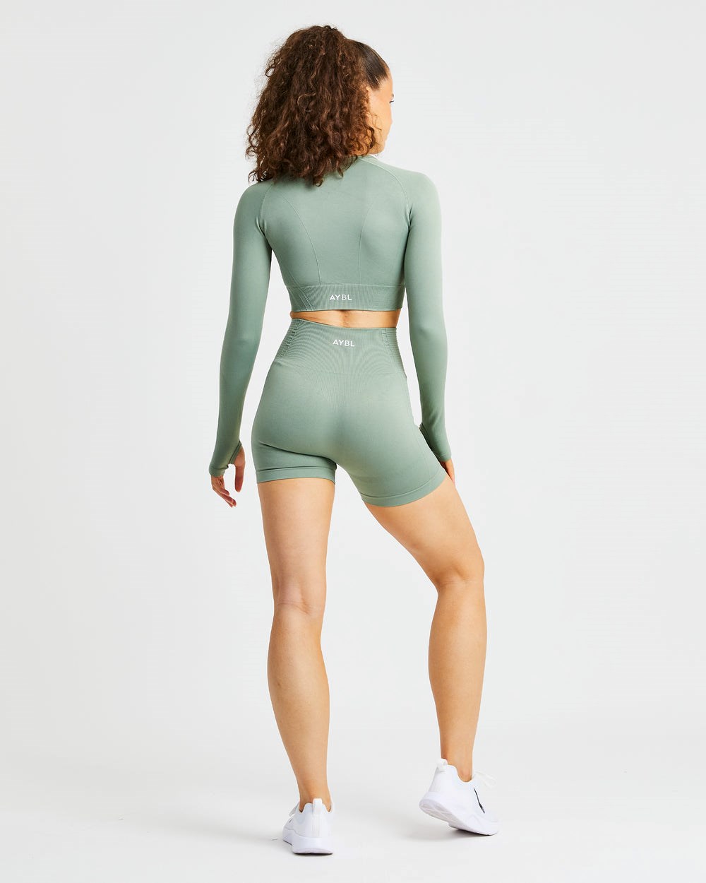 AYBL Balance V2 Seamless Long Sleeve Crop Top Olivgrün Grün | 274-VXGOFI