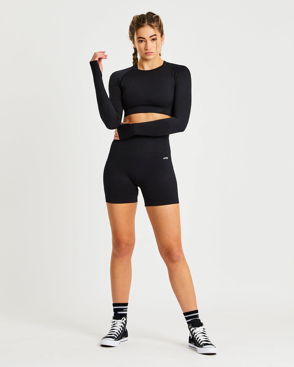 AYBL Balance V2 Seamless Long Sleeve Crop Top Schwarz | 514-GKNVQC