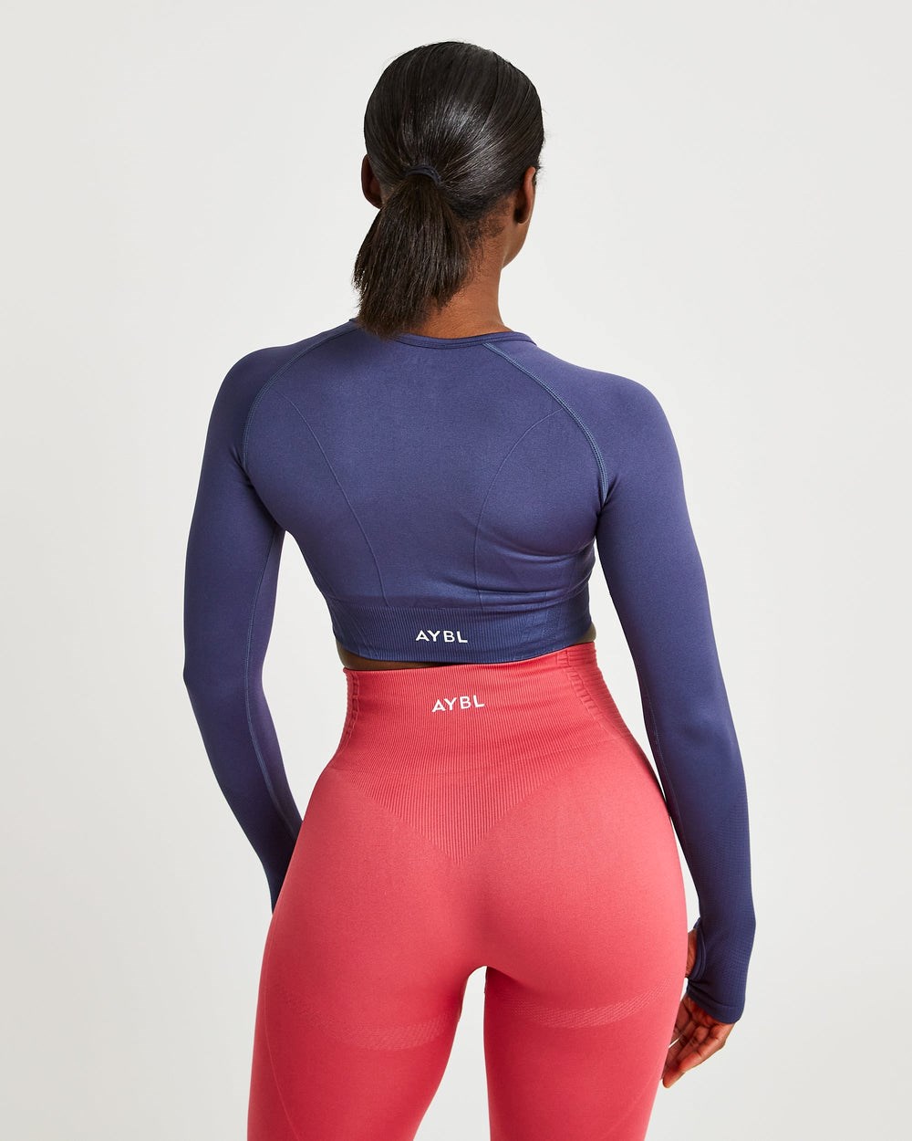 AYBL Balance V2 Seamless Long Sleeve Crop Top Navy Blau | 680-OWJPZG