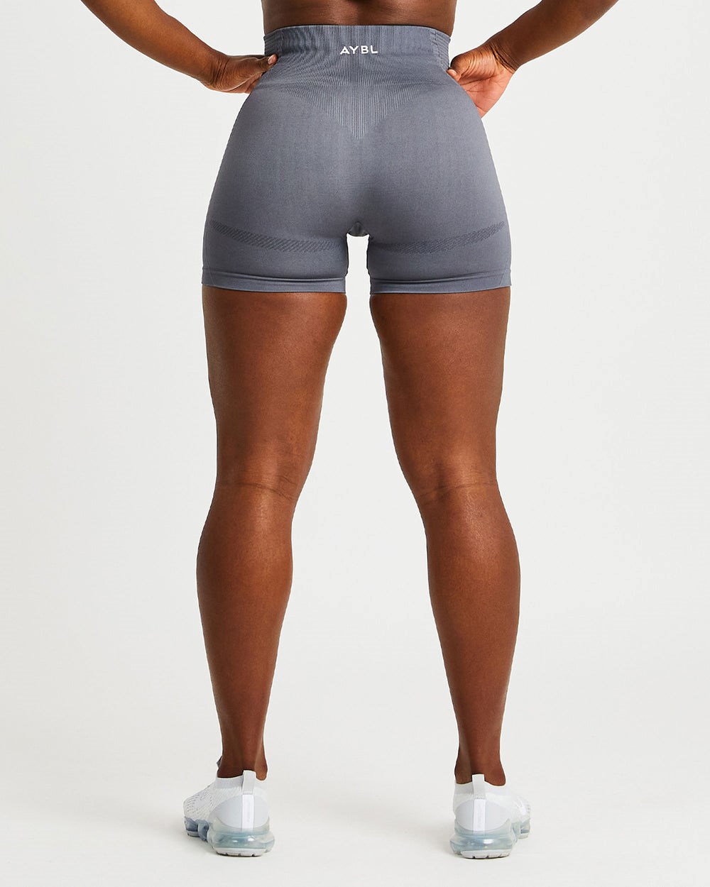 AYBL Balance V2 Seamless Shorts Grau | 234-UKRVMI