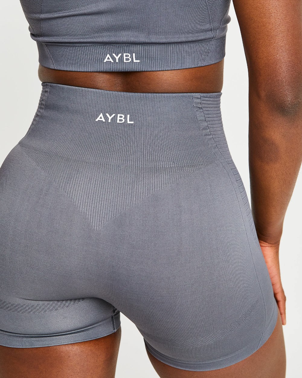 AYBL Balance V2 Seamless Shorts Grau | 234-UKRVMI