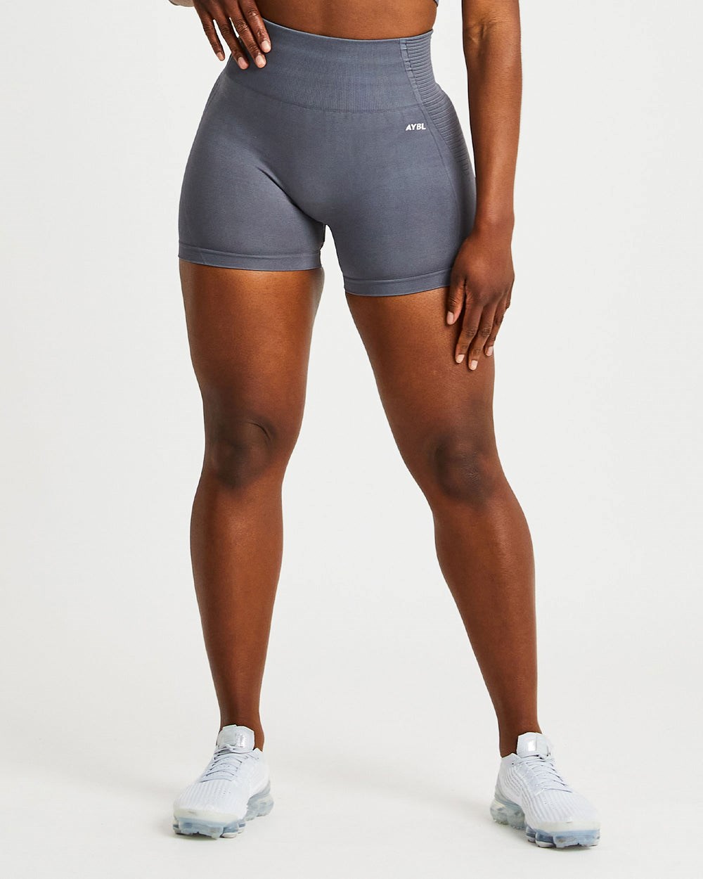 AYBL Balance V2 Seamless Shorts Grau | 234-UKRVMI