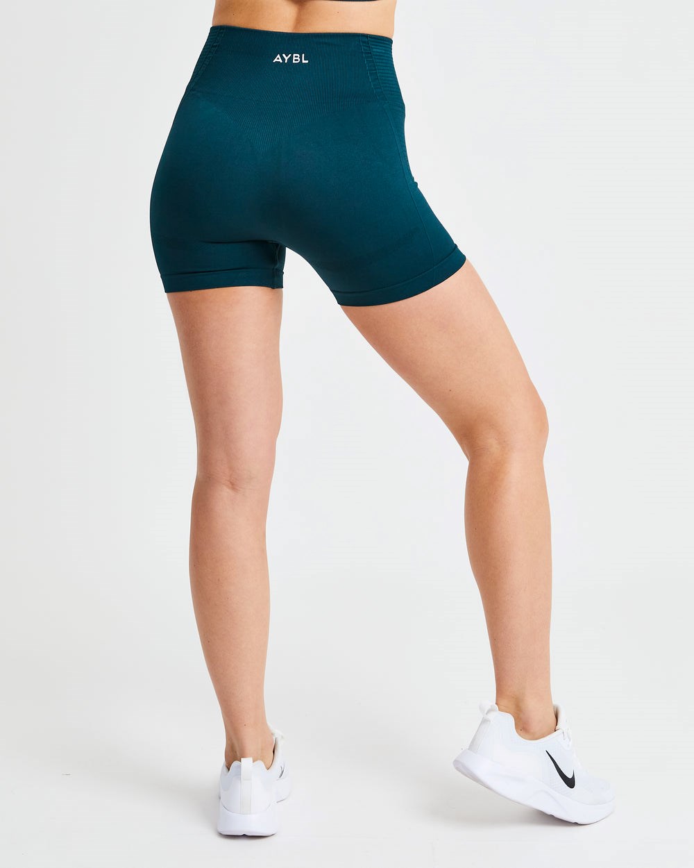 AYBL Balance V2 Seamless Shorts Grün | 134-XJTKIO