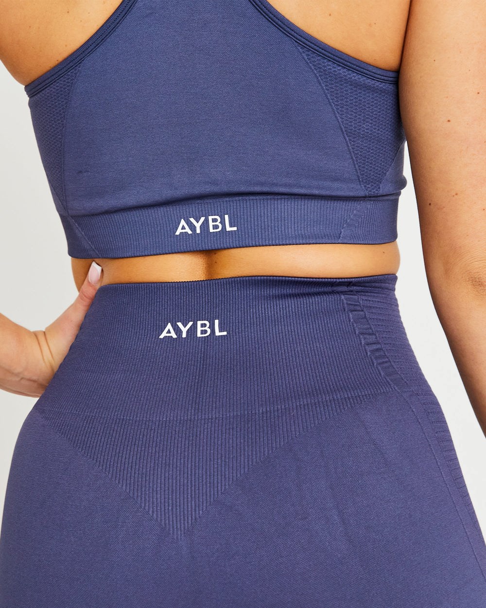 AYBL Balance V2 Seamless Shorts Navy Blau | 836-YVIKWM