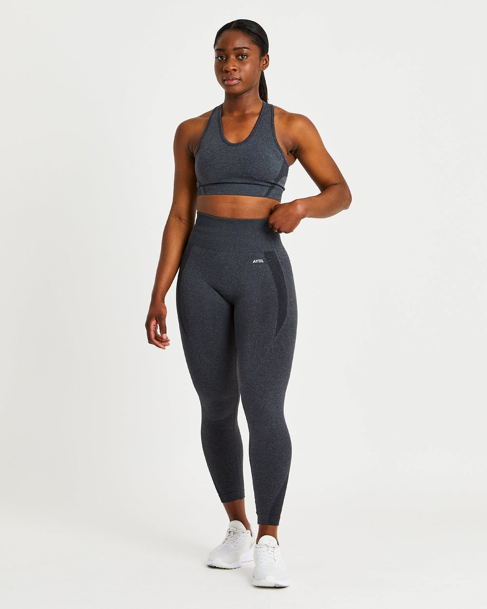 AYBL Balance V2 Seamless Sports Bra Schwarz | 628-WVQLNS