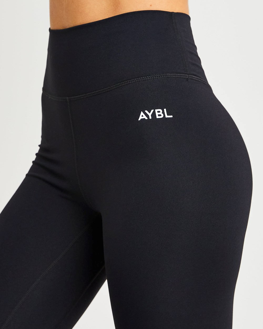 AYBL Core Leggings Schwarz | 302-EGCLFB