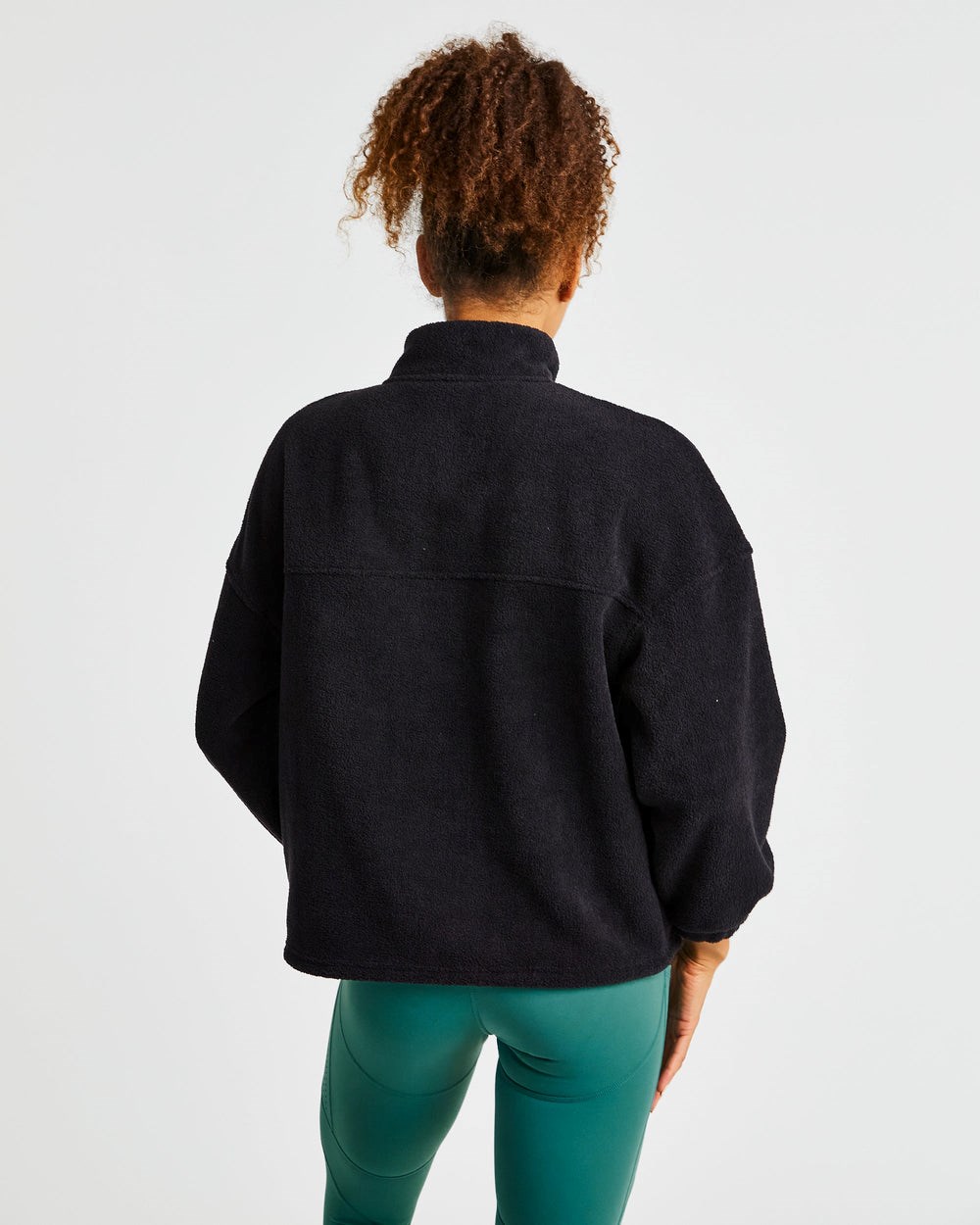 AYBL Effortless Oversized Fleece Schwarz | 386-EMOATV