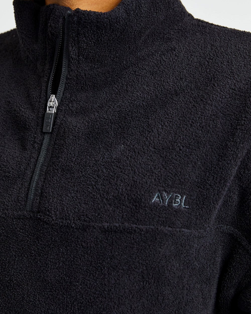 AYBL Effortless Oversized Fleece Schwarz | 386-EMOATV