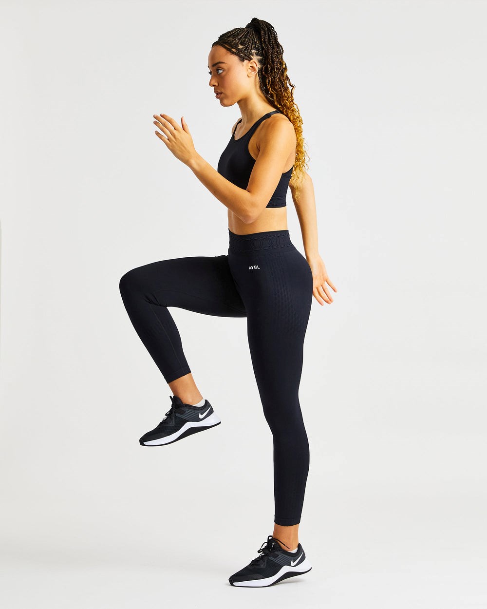 AYBL Elevate Seamless Leggings Schwarz | 146-LOYSJN