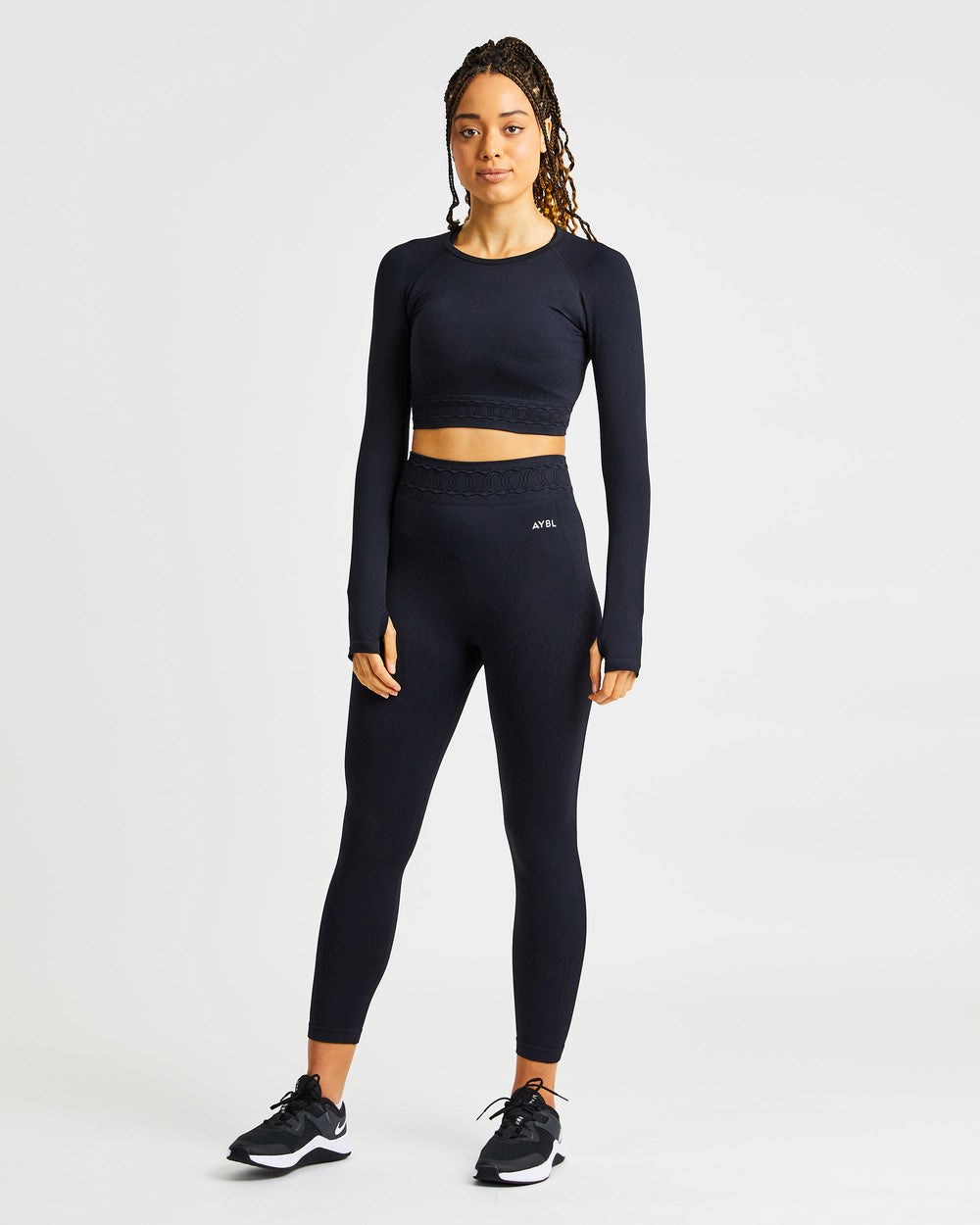 AYBL Elevate Seamless Long Sleeve Crop Top Schwarz | 209-HTGPRS