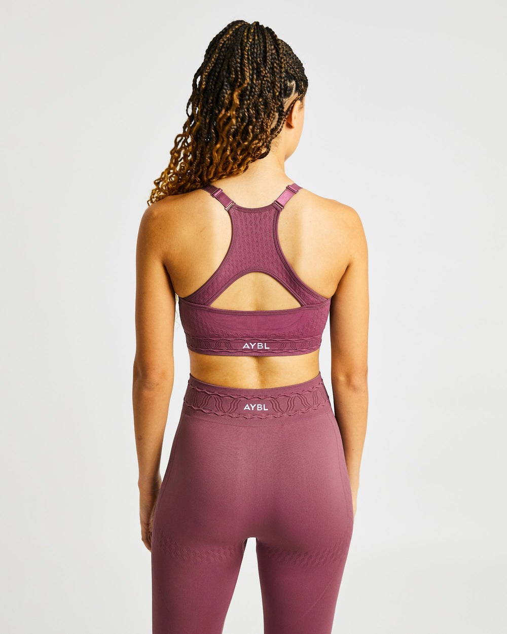 AYBL Elevate Seamless Sports Bra Rosa | 647-SYRTXA