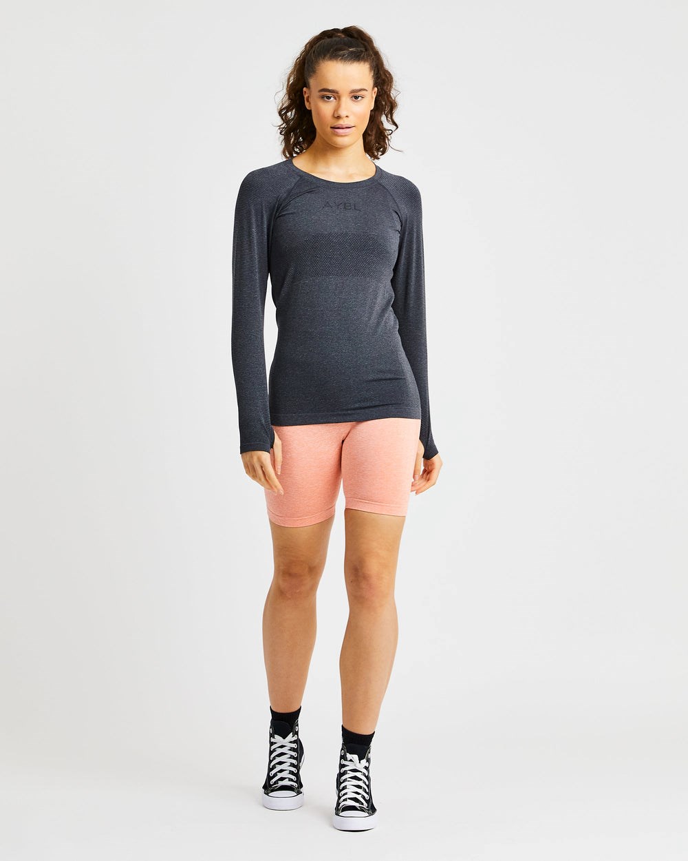 AYBL Embrace Seamless Long Sleeve T Shirt Schwarz | 906-MSFCDK