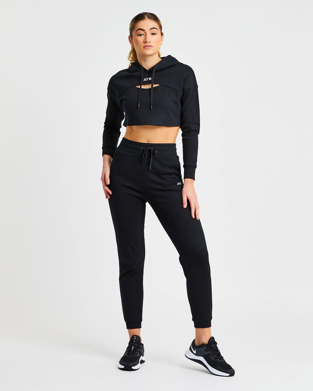 AYBL Everyday Cutout Crop Hoodie Schwarz | 197-WMXANU