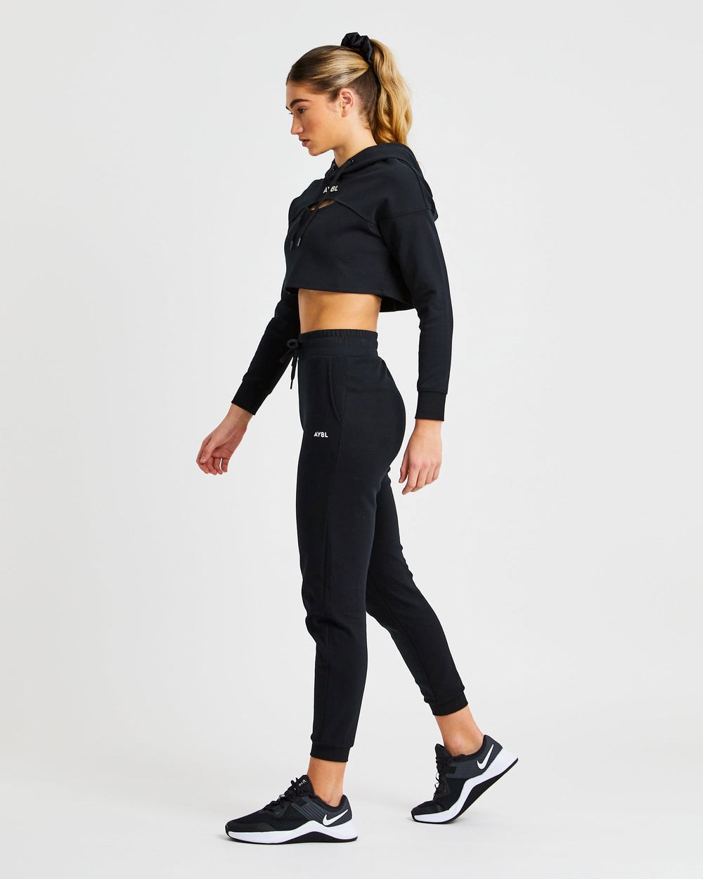 AYBL Everyday Joggers Schwarz | 863-MDTKZN