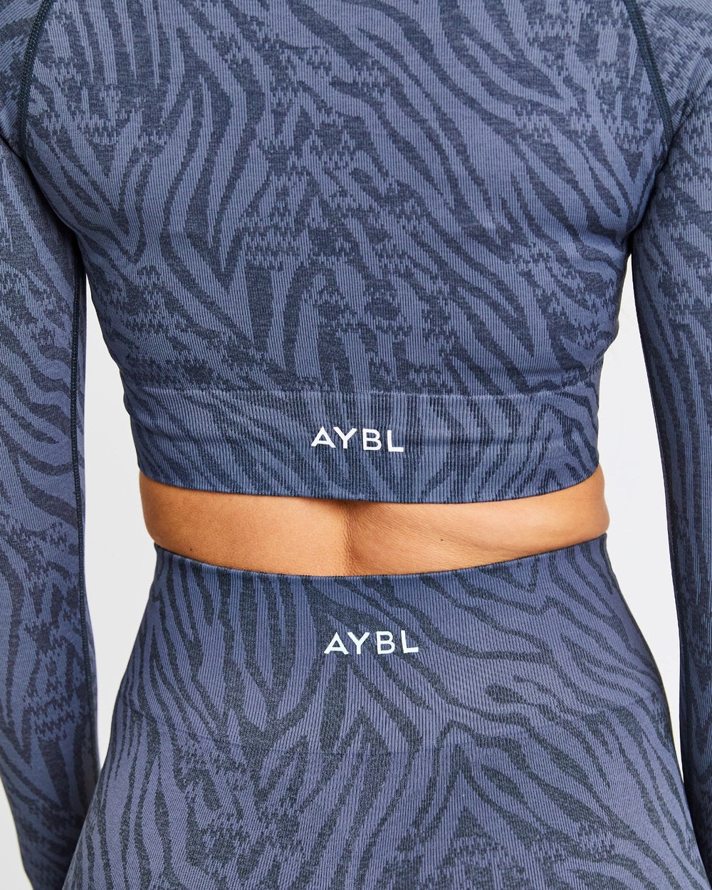 AYBL Evolve Animal Seamless Long Sleeve Crop Top Blau | 204-UHAYKN