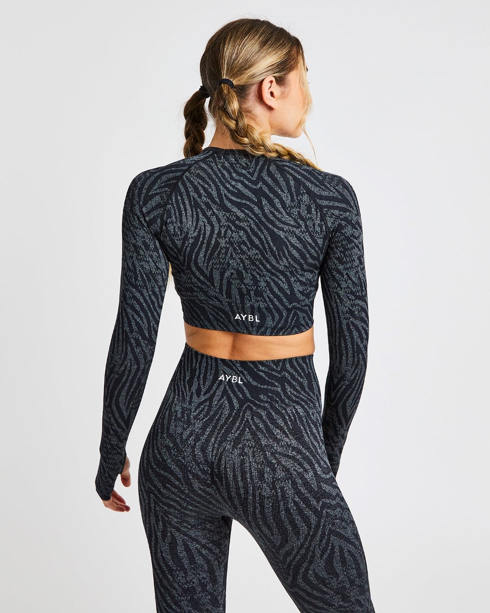 AYBL Evolve Animal Seamless Long Sleeve Crop Top Schwarz | 987-OFNUZH