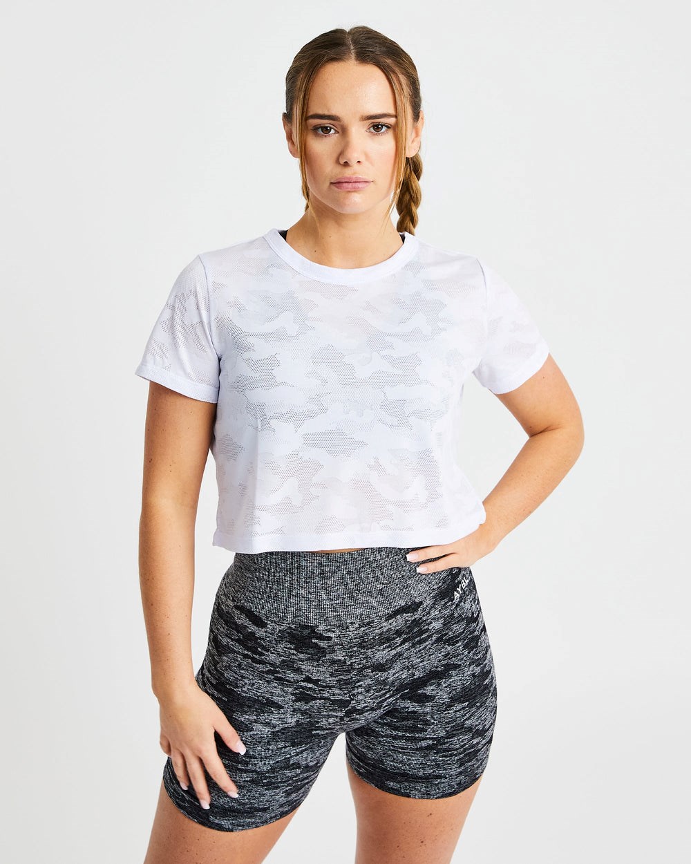 AYBL Evolve Camo Crop T Shirt Weiß | 021-UKOEWA