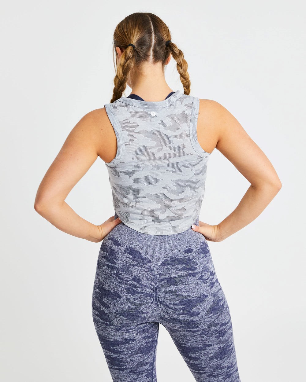 AYBL Evolve Camo Crop Vest Grau | 480-UHXESG