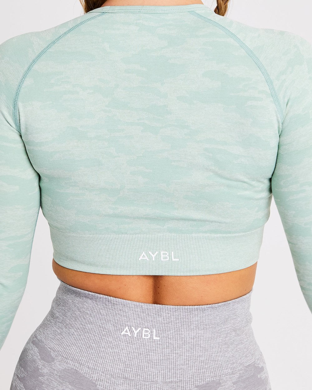 AYBL Evolve Camo Seamless Long Sleeve Crop Top Grün | 072-CZNFXI