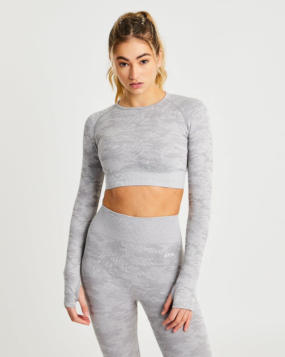 AYBL Evolve Camo Seamless Long Sleeve Crop Top Grau | 780-KPIMBF