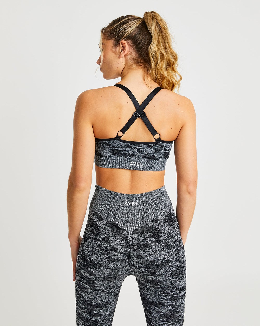 AYBL Evolve Camo Seamless Sports Bra Schwarz | 507-TMKVDI