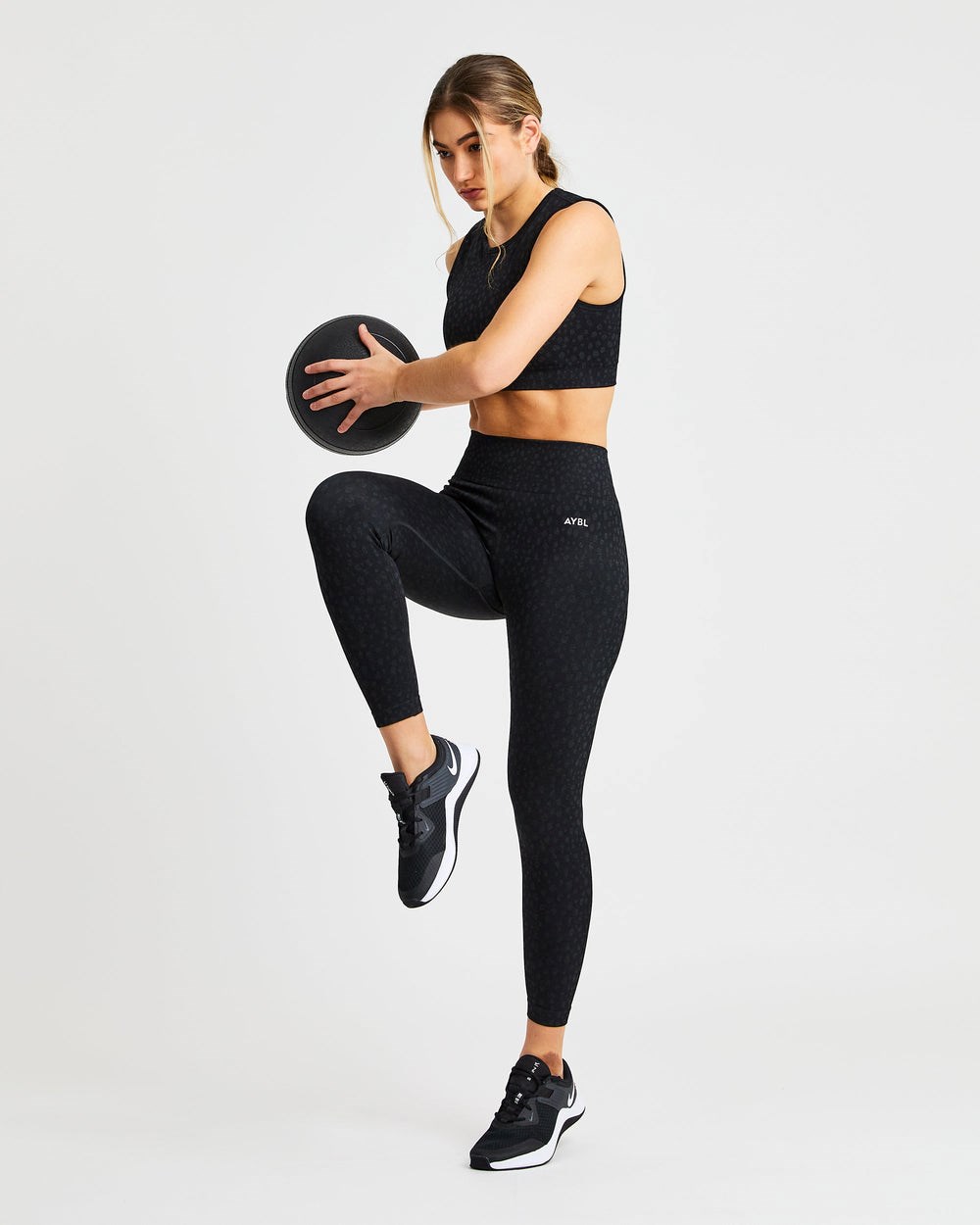 AYBL Evolve Speckle Seamless Crop Vest Schwarz | 123-ZCJBFO