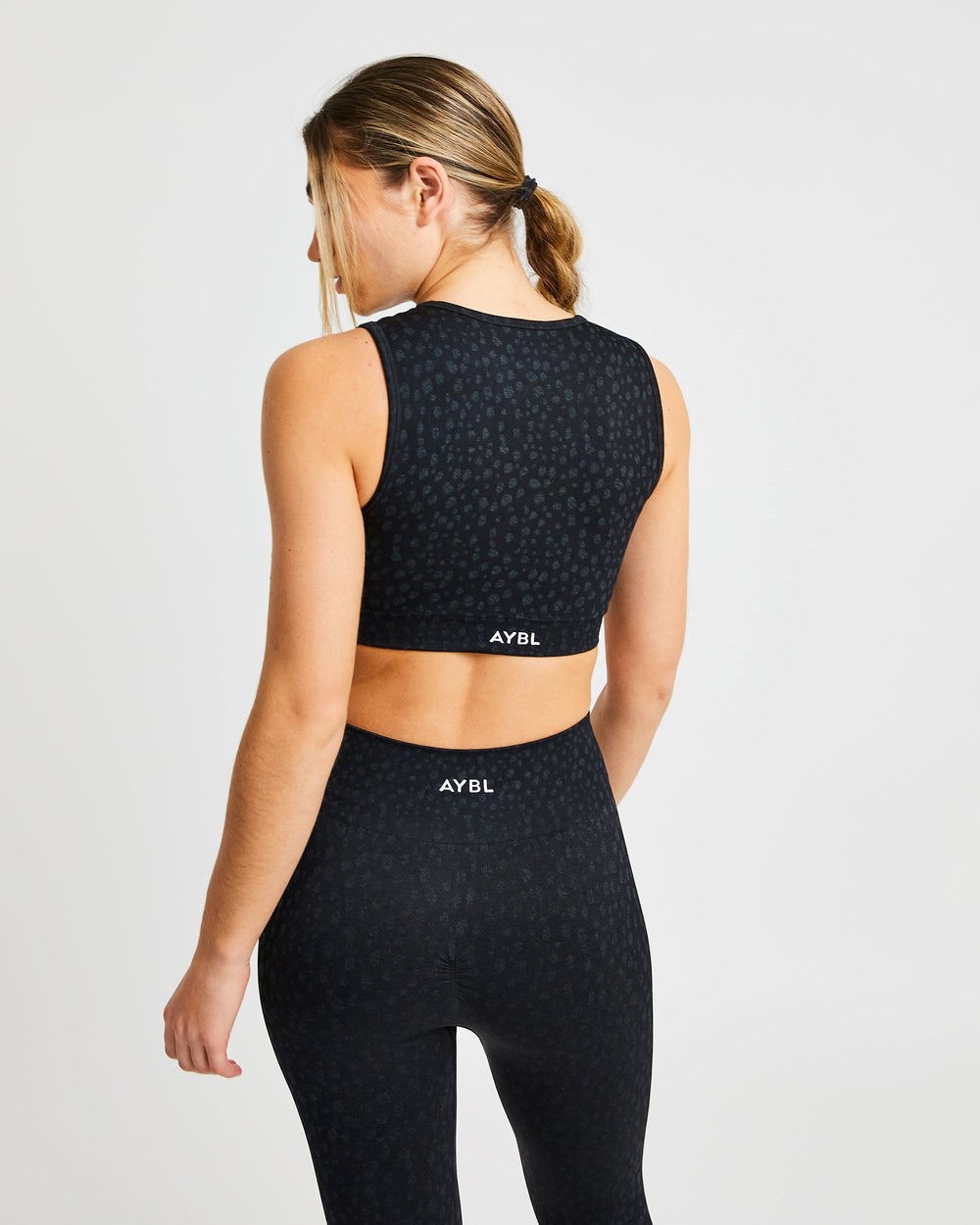 AYBL Evolve Speckle Seamless Crop Vest Schwarz | 826-GXAMHO