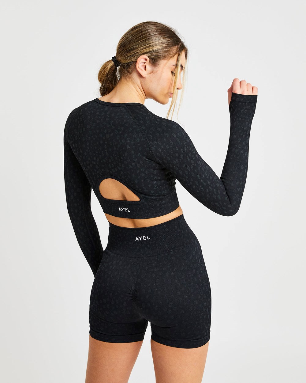 AYBL Evolve Speckle Seamless Long Sleeve Crop Top Schwarz | 038-SHGWYK