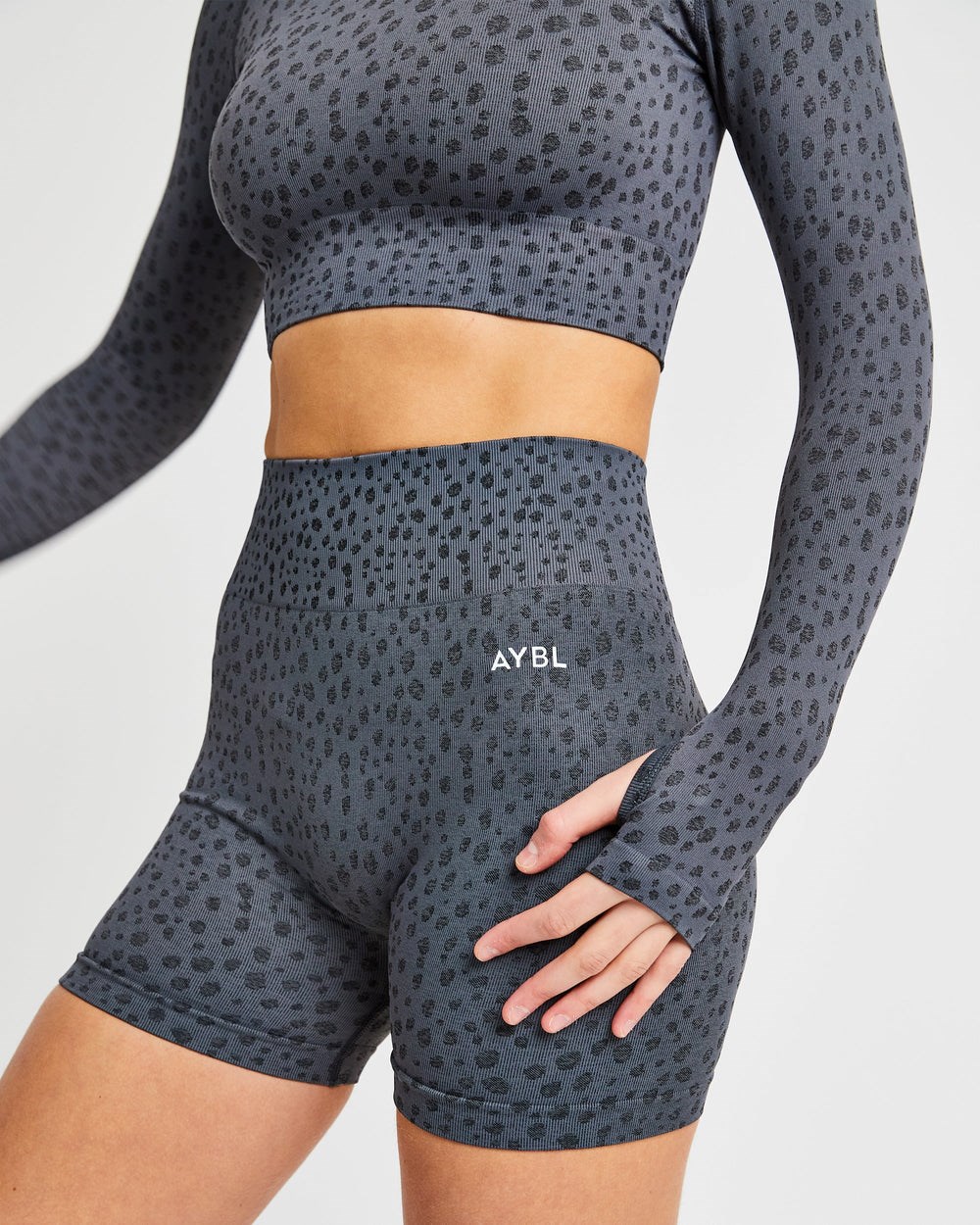 AYBL Evolve Speckle Seamless Long Sleeve Crop Top Charcoal | 641-DJUIEA