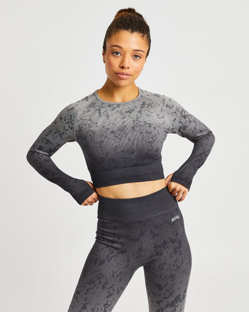 AYBL Flare Seamless Long Sleeve Crop Top Grau | 362-OAFYVR