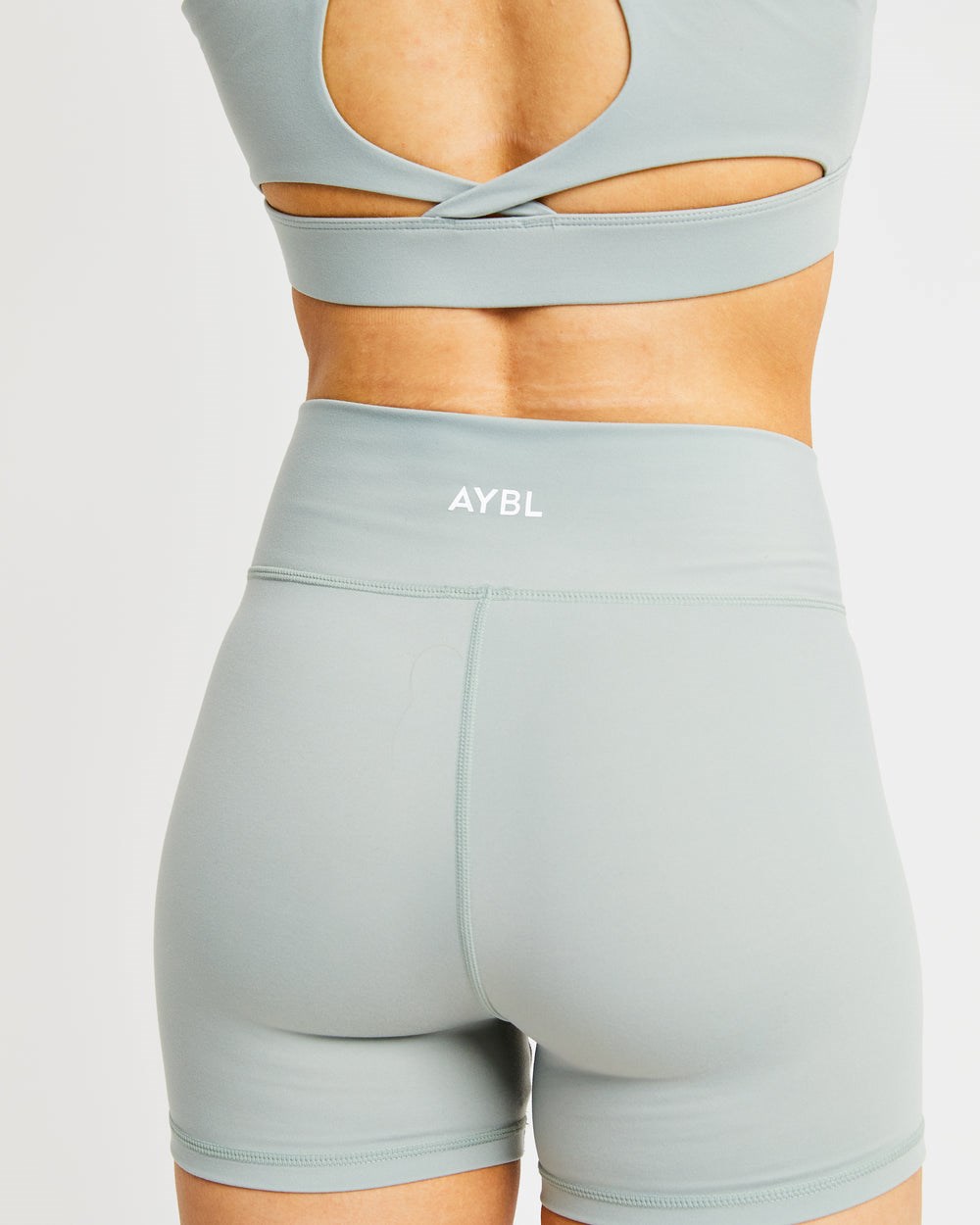 AYBL Flow Shorts Grün | 401-IVSXPR