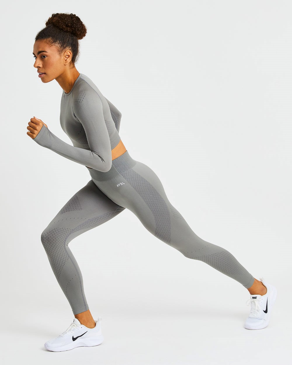 AYBL Ignite Seamless Long Sleeve Crop Top Grau | 305-EYKFXL