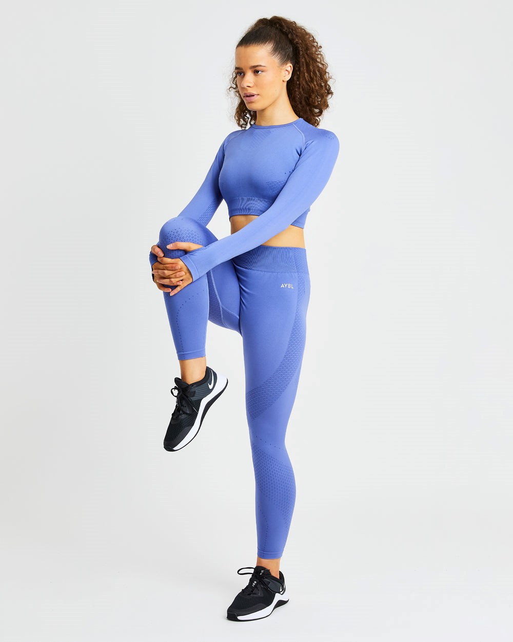 AYBL Ignite Seamless Long Sleeve Crop Top Blau | 689-LJBVND