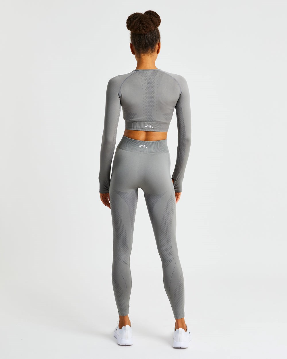 AYBL Ignite Seamless Long Sleeve Crop Top Grau | 901-HUVITX