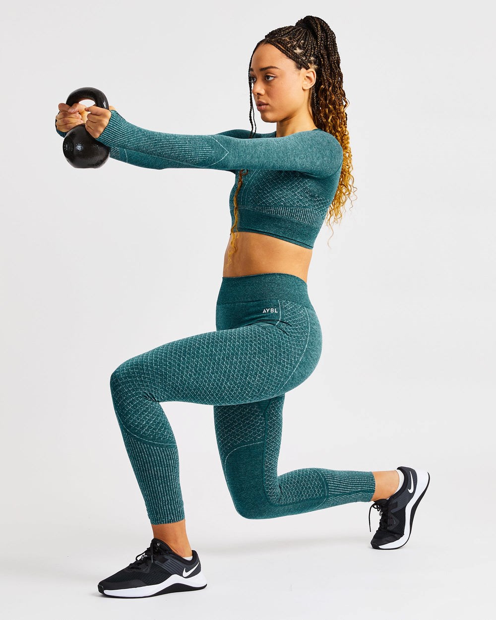 AYBL Impact Seamless Long Sleeve Crop Top Grün | 286-CHQDRK