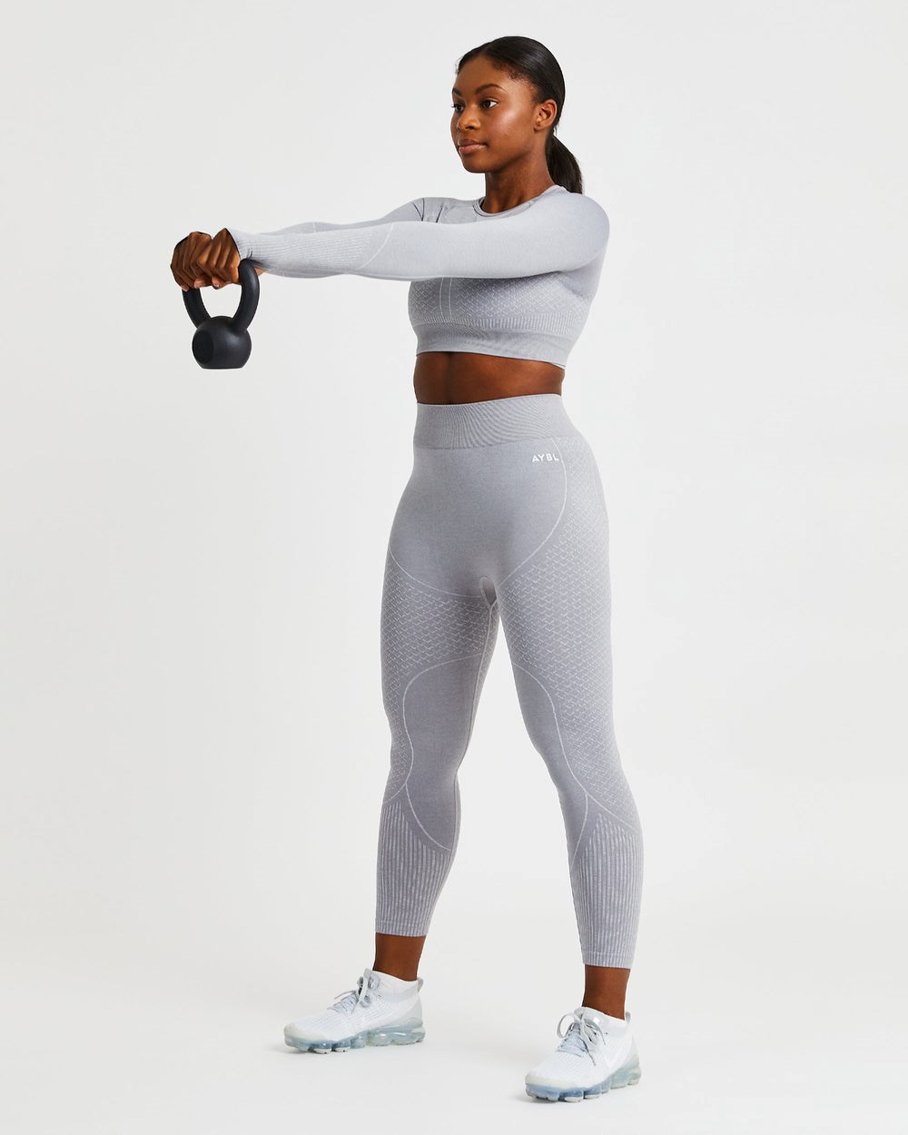 AYBL Impact Seamless Long Sleeve Crop Top Grau | 684-MJHWRK