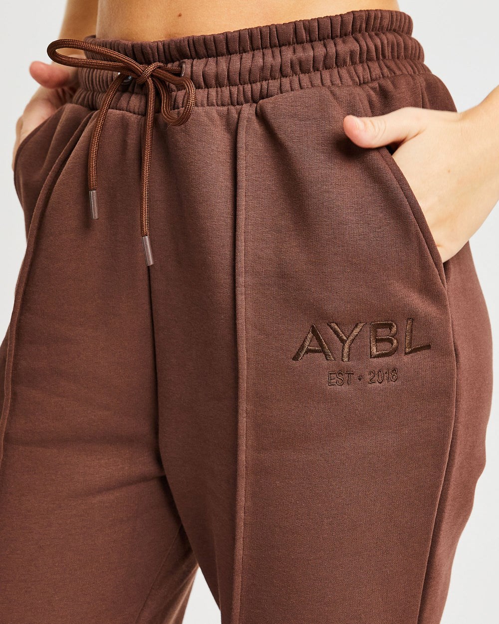 AYBL Luxe Joggers Braun | 290-FBMNTD