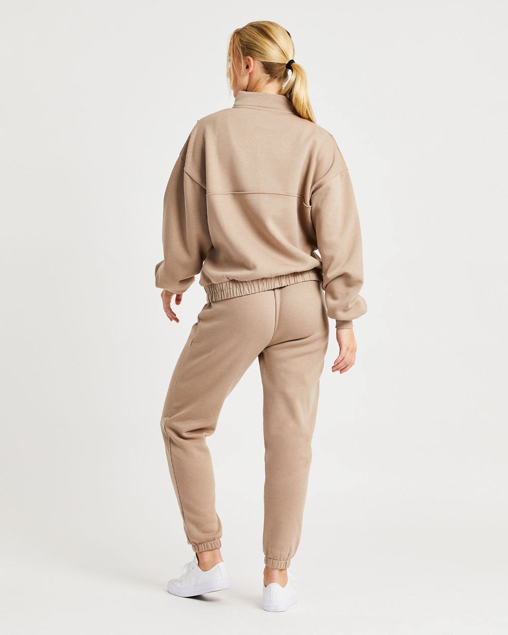 AYBL Luxe Joggers Mocha | 830-HGLTBU