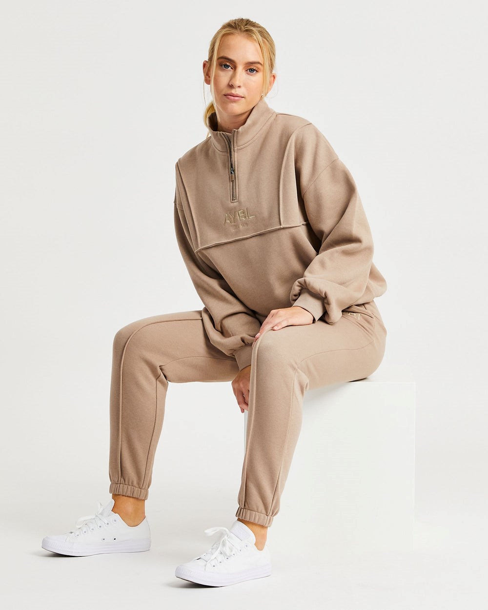 AYBL Luxe Joggers Mocha | 830-HGLTBU