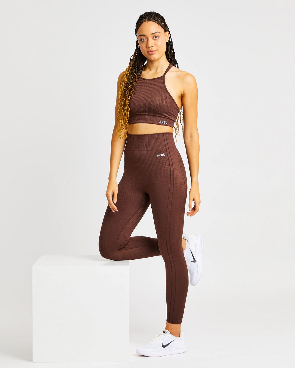 AYBL Luxe Seamless Crop Tank Top Braun | 109-UCDHMV