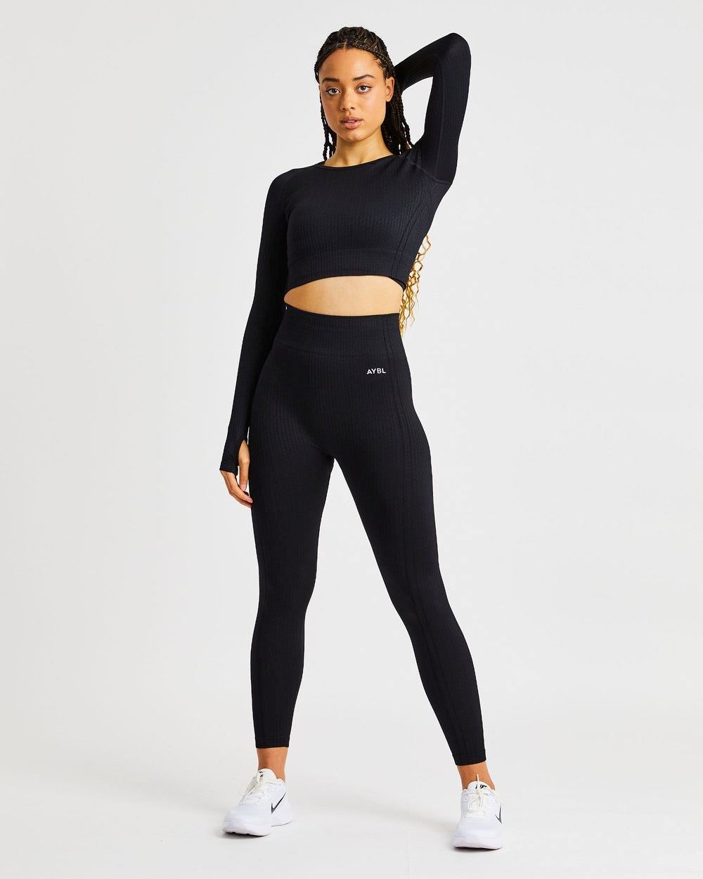 AYBL Luxe Seamless Long Sleeve Crop Top Schwarz | 107-TXNQAE