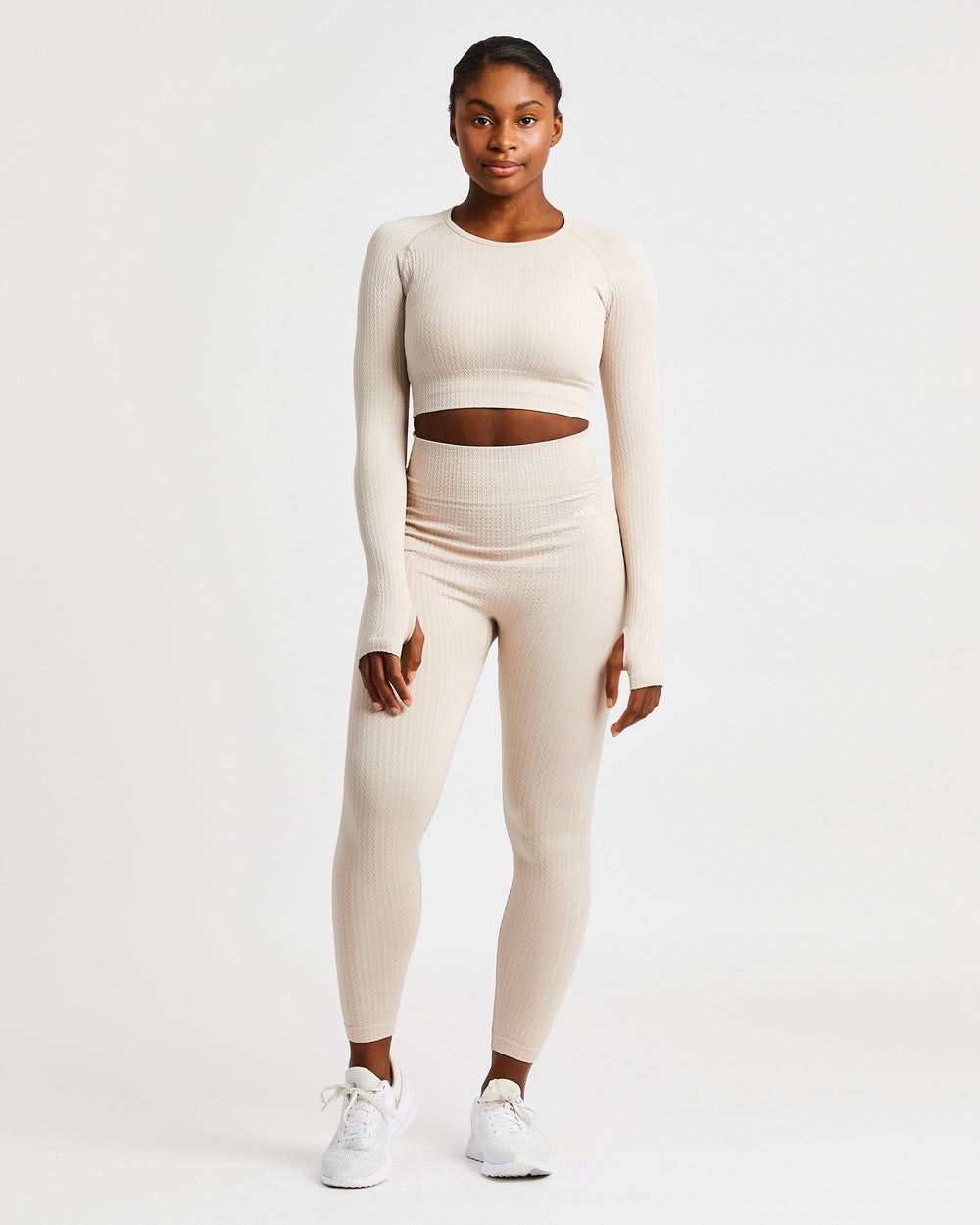 AYBL Luxe Seamless Long Sleeve Crop Top Sand | 279-VIRNTP