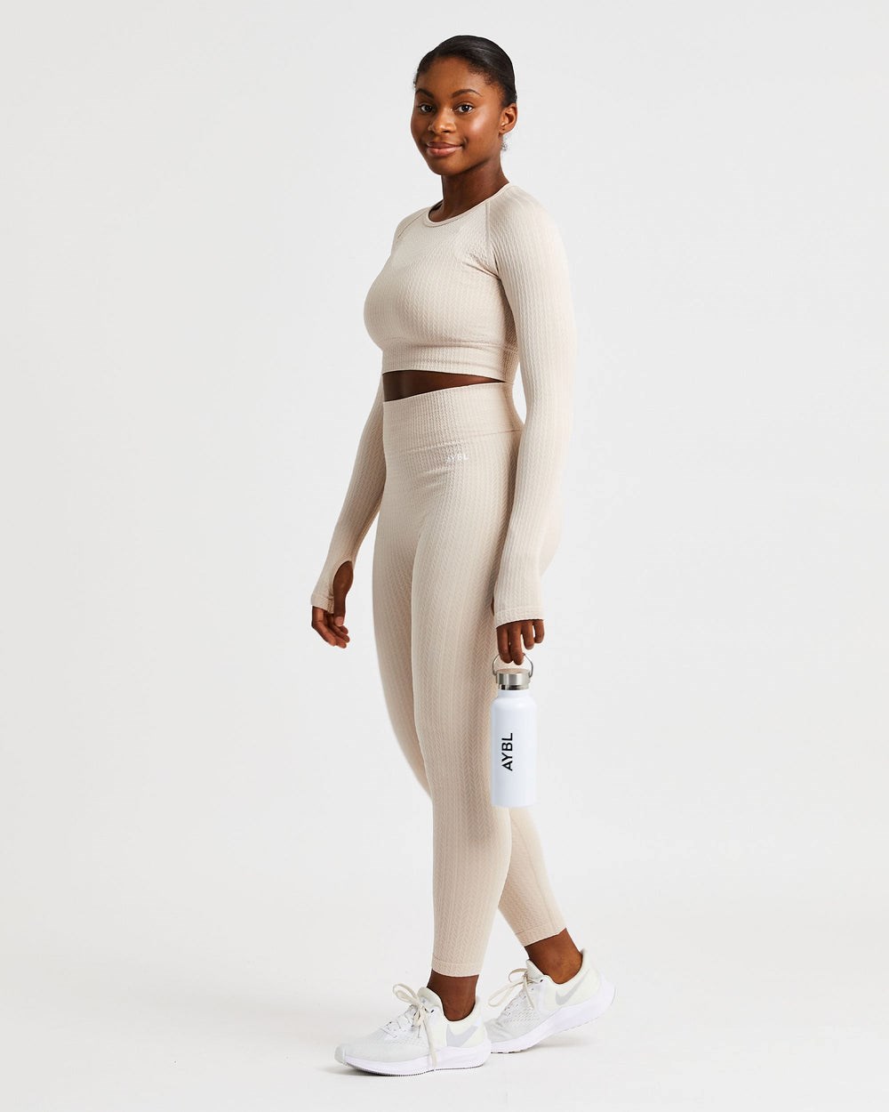 AYBL Luxe Seamless Long Sleeve Crop Top Sand | 279-VIRNTP