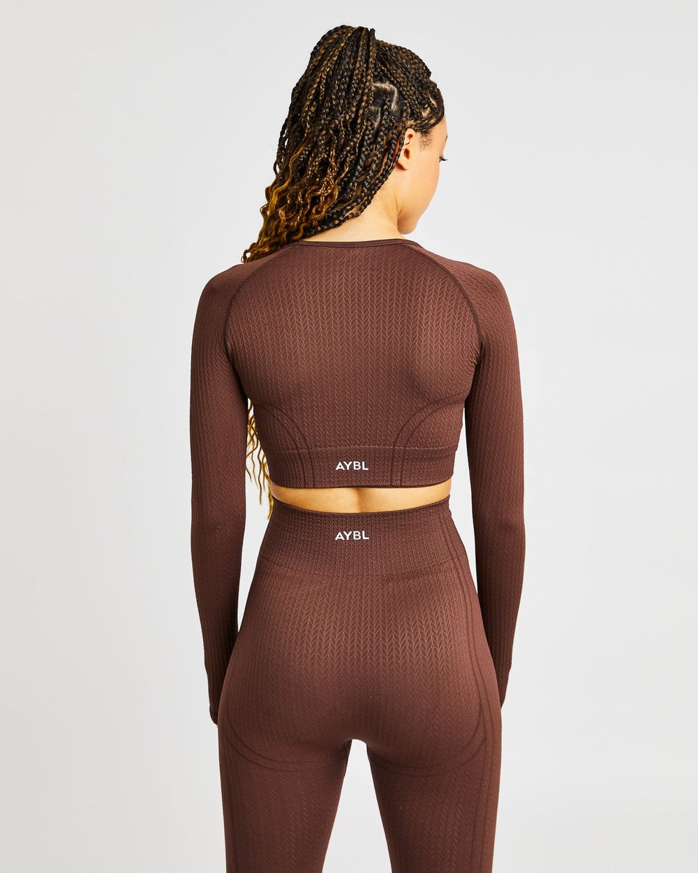 AYBL Luxe Seamless Long Sleeve Crop Top Braun | 531-ZQPBNT