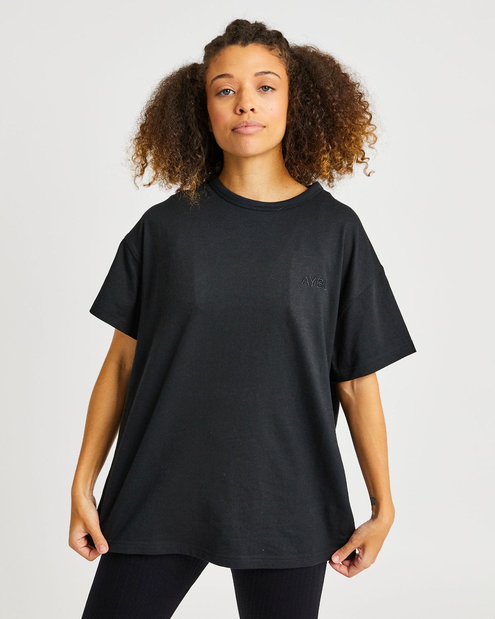 AYBL Luxe T Shirt Schwarz | 970-FESRWK