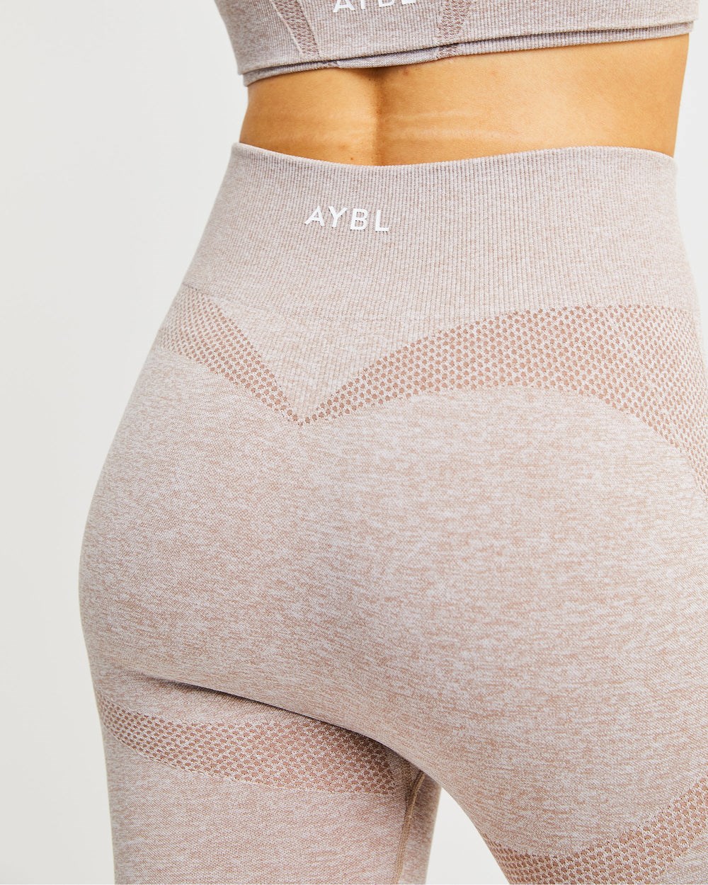 AYBL Motion Seamless Cycling Shorts Beige | 964-VCWQET