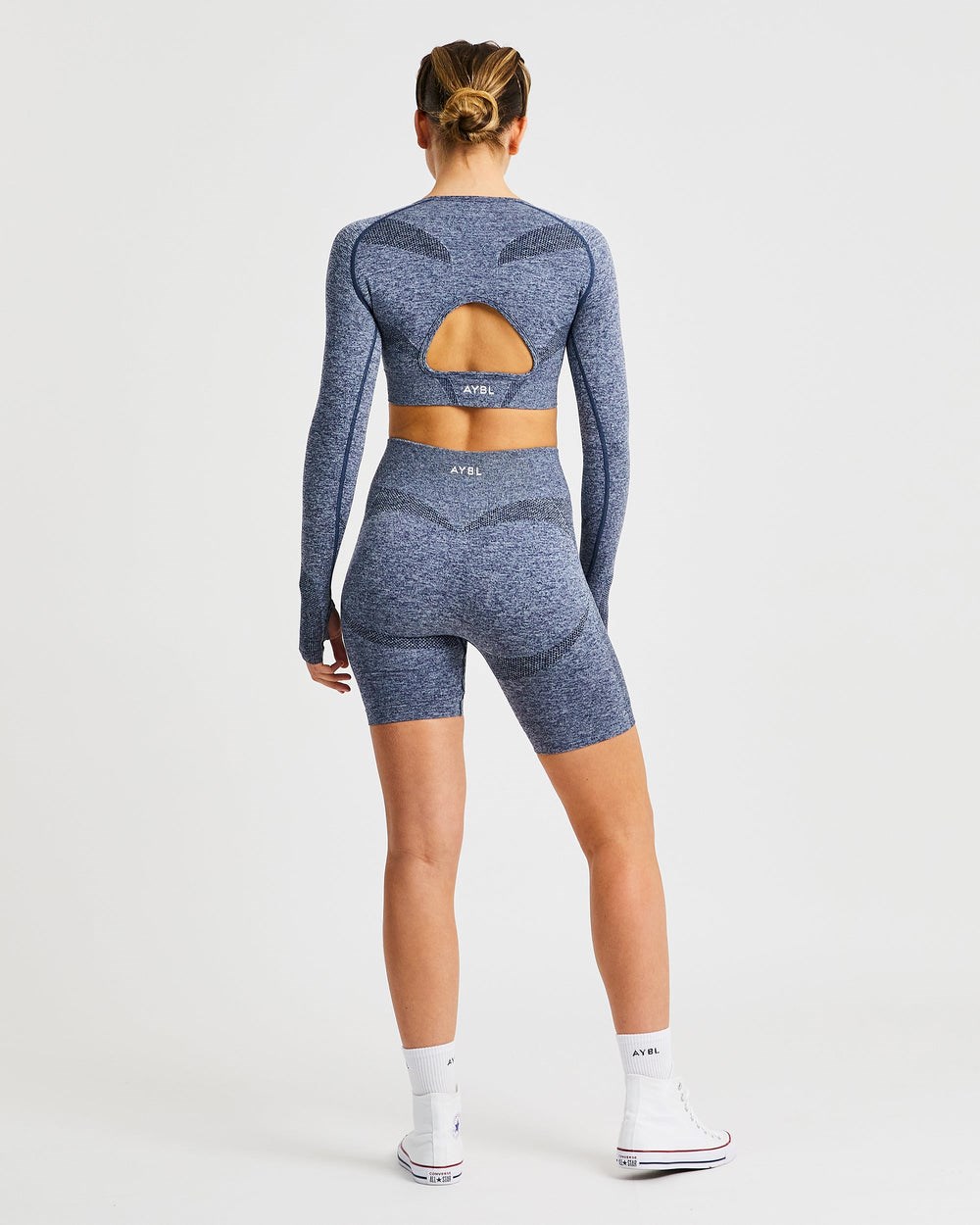 AYBL Motion Seamless Long Sleeve Crop Top Navy | 680-HLEZRY