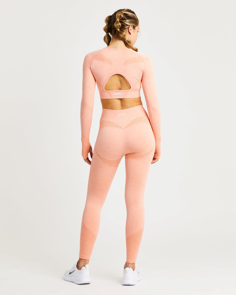 AYBL Motion Seamless Long Sleeve Crop Top Peach Marl | 948-KBYMIT